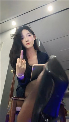 千千职业装油亮黑丝寸止炸干 (2).JPG