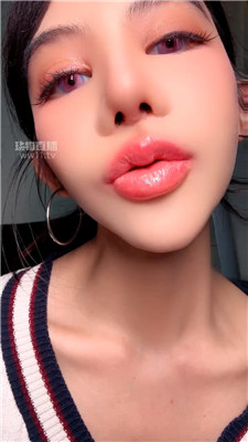 【亚兮】口水唇诱    260129-25BP