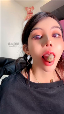 【亚兮】白袜黑丝足炸    260131-30BP