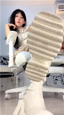 【一茶】靴子黑丝炸干    260204-23BP