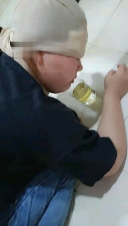 哈宝S强制圣水语言辱骂小贱胖